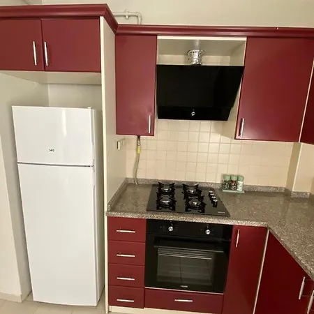 Newly Decorated Comfortable Condo.